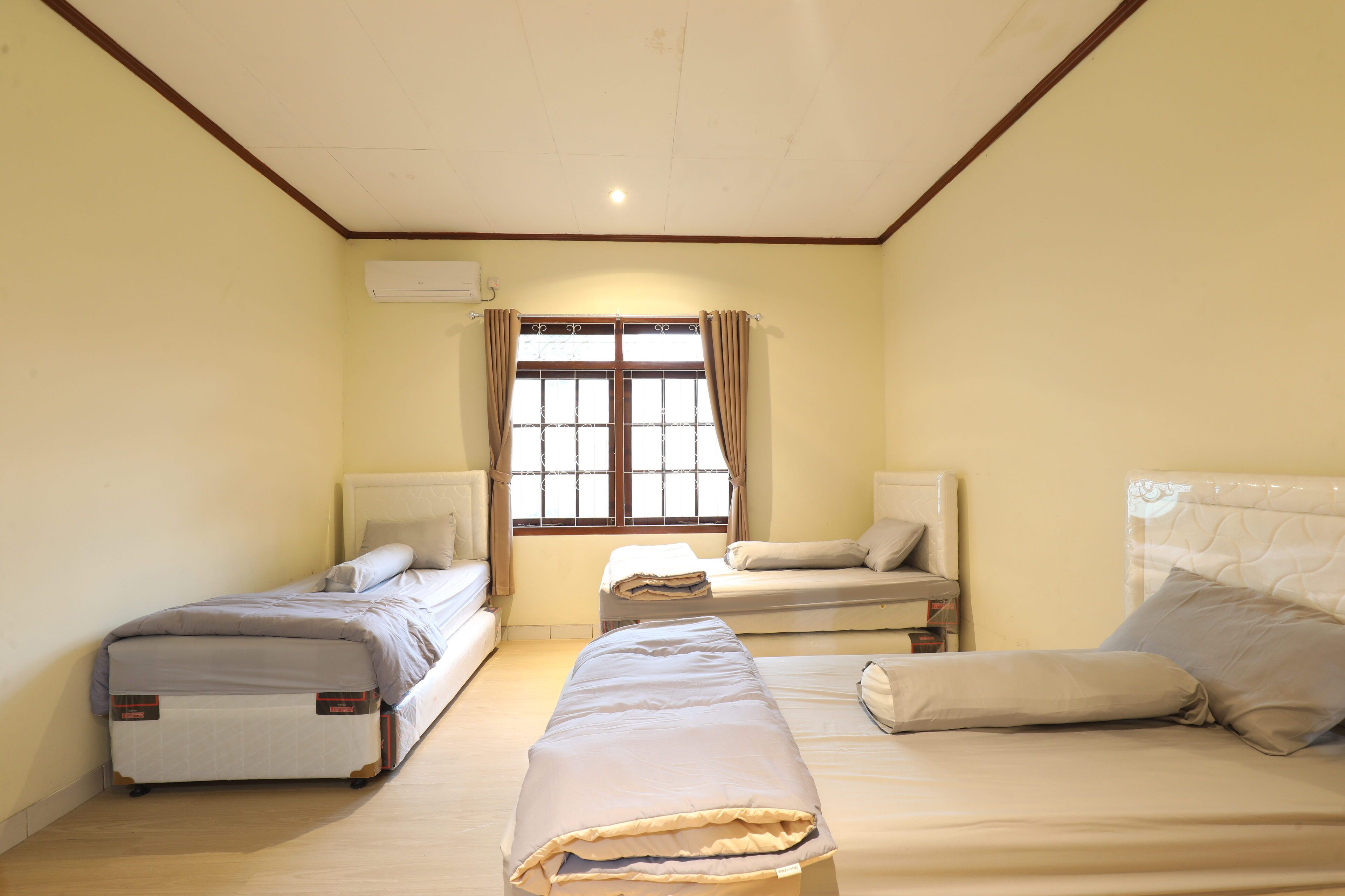 Villa | Free WiFi, bed sheets