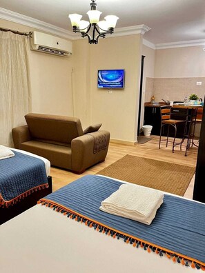 1 bedroom, iron/ironing board, WiFi, bed sheets