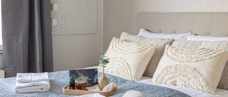 2 多间卧室、WiFi、床单