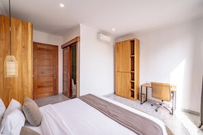 Deluxe Villa, Pool View