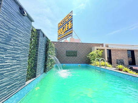 Piscina en la azotea