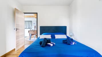 5 slaapkamers, een strijkplank/strijkijzer, wifi, beddengoed