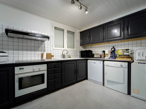 Maison rénovée à Mimizan pour 10 pers. avec jardin proche océan