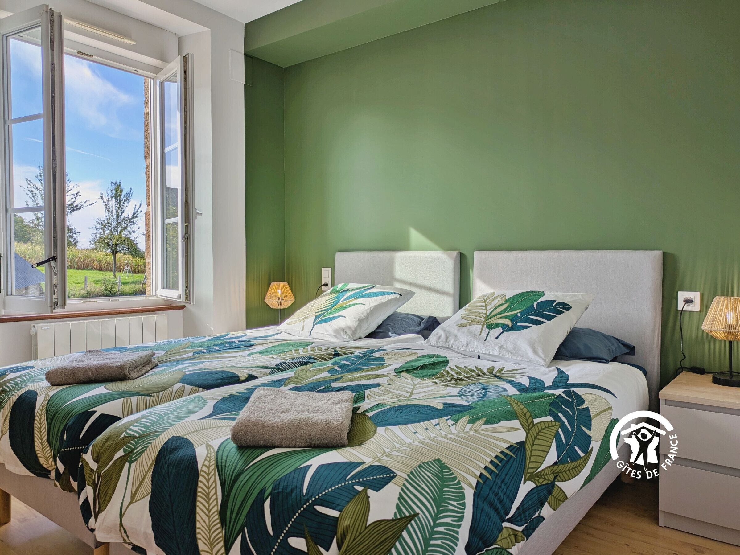 5 bedrooms, free WiFi, bed sheets