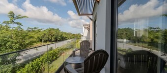 NOK Tropical 3BR Villa by Vistacana Rentals