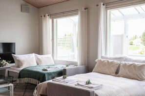 3 عدّة غرف نوم وواي فاي وملاءات أسرّة