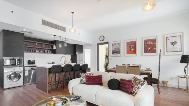 House - JBR Apartment Sleeps 4 Very Close to the Beach (Dubai)