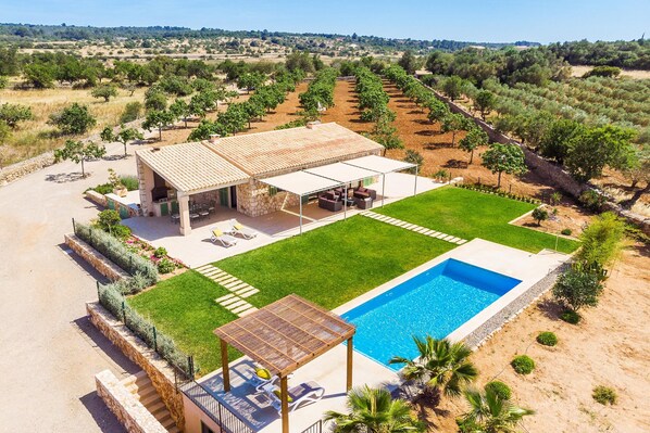 Exterior - Finca Aubaco
Stunning Finca with pool and garden (PM)