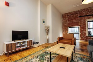 Smart TV y oficina 