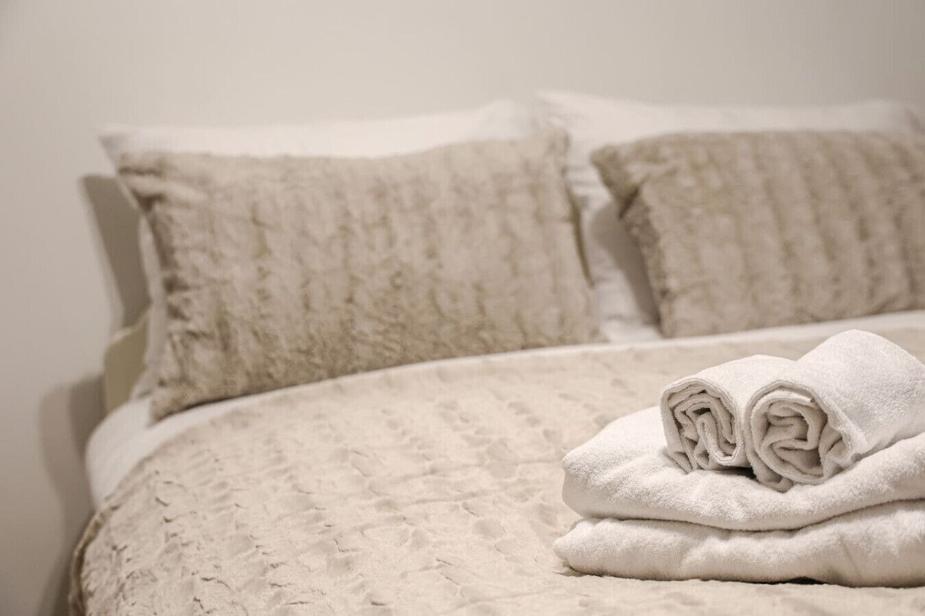 3 bedrooms, WiFi, bed sheets