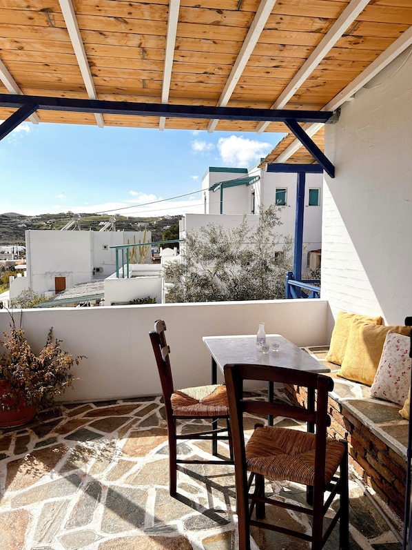 Comfort Triple Room | Terrace/patio - Jasmine of Cyclades (Syros)