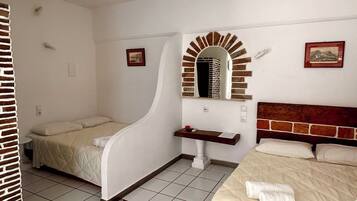 Classic Quadruple Room