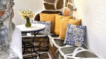 Comfort Triple Room | Terrace/patio