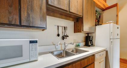 Ski-in/ski-out Northstar Condo w/ Gondola View