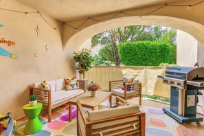 Apartment (1 Bedroom) | Interior