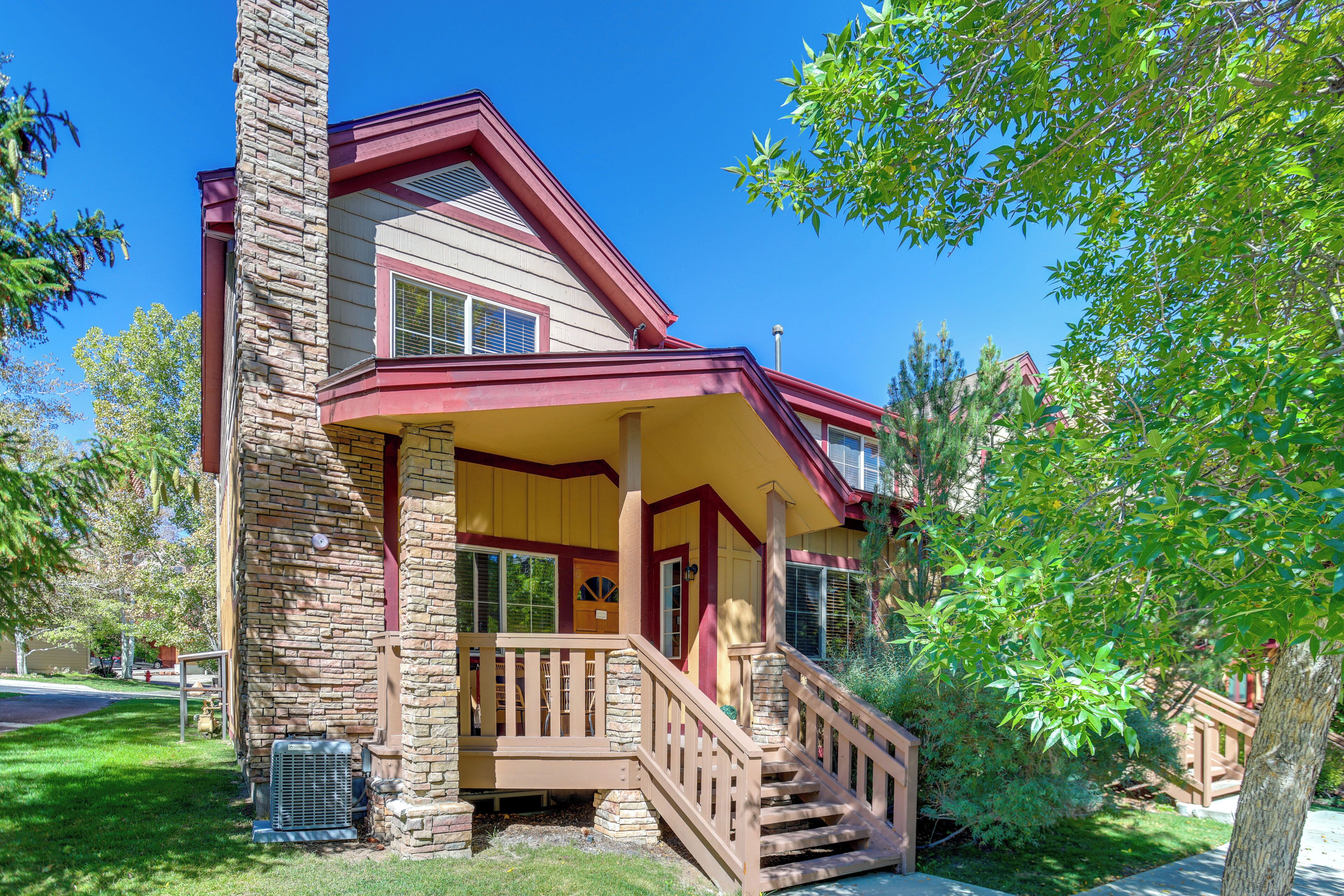 Apartment (4 Bedrooms) | Front of property