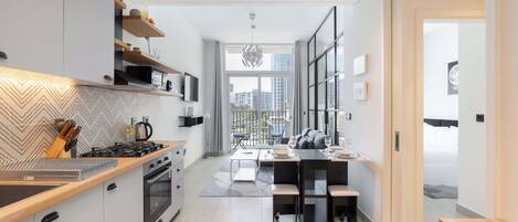 Fridge, microwave, oven, stovetop