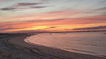 House (3 Bedrooms) | Front of property