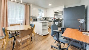 Rumah (2 Bedrooms) | Interior
