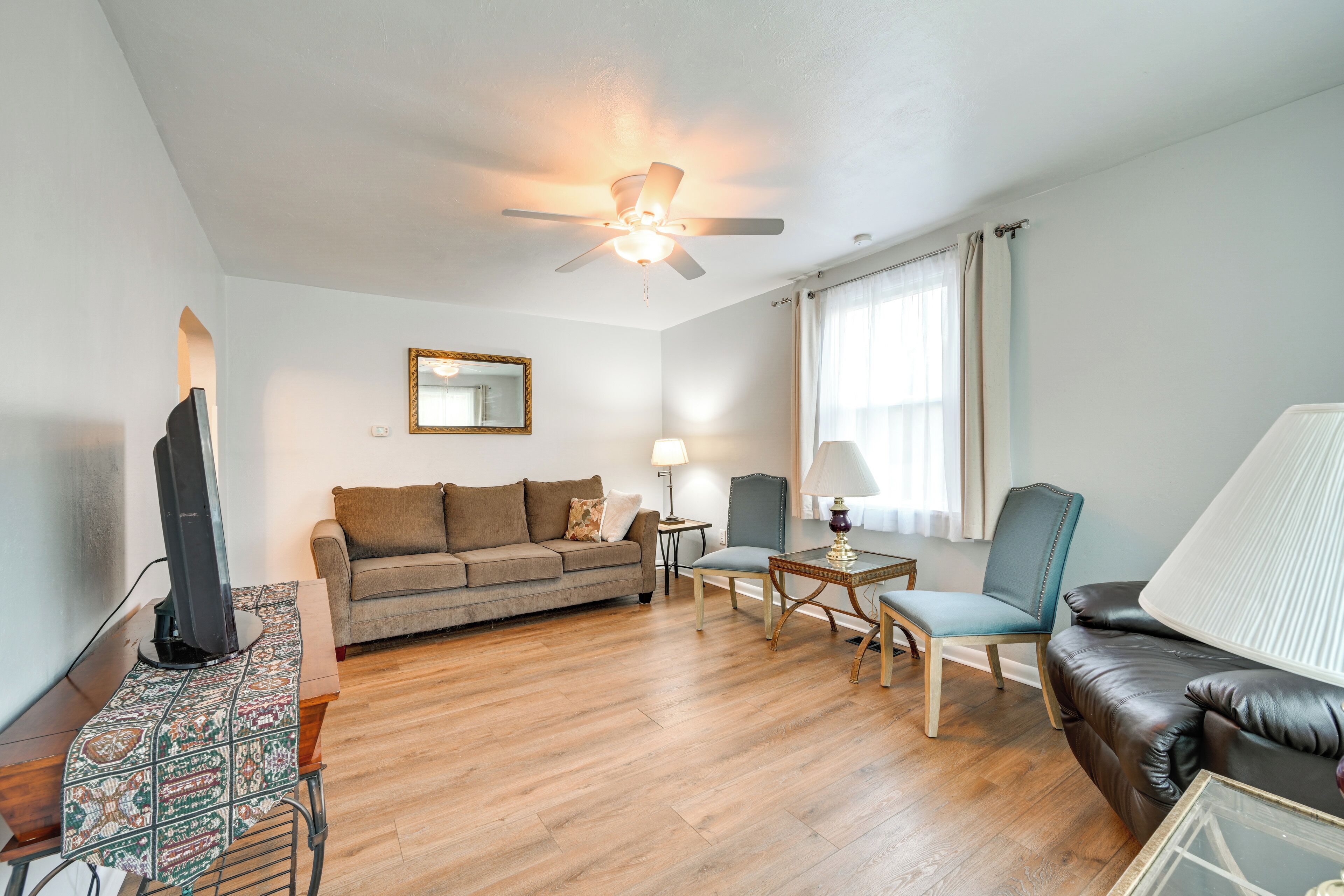 House (2 Bedrooms) | Interior