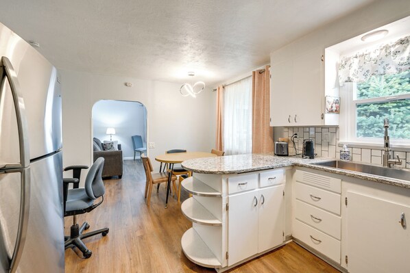 House (2 Bedrooms) | Interior - Wine Country Charmer: 4 Mi to Dtwn Walla Walla! (College Place)