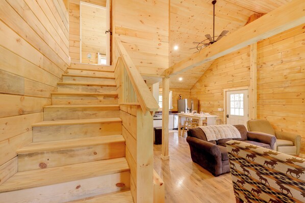 House (2 Bedrooms) | Interior - Secluded Mtn-view Cabin 16 Mi to Swan Lake! (Bigfork)