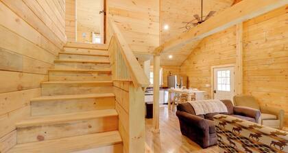 Secluded Mtn-view Cabin 16 Mi to Swan Lake!