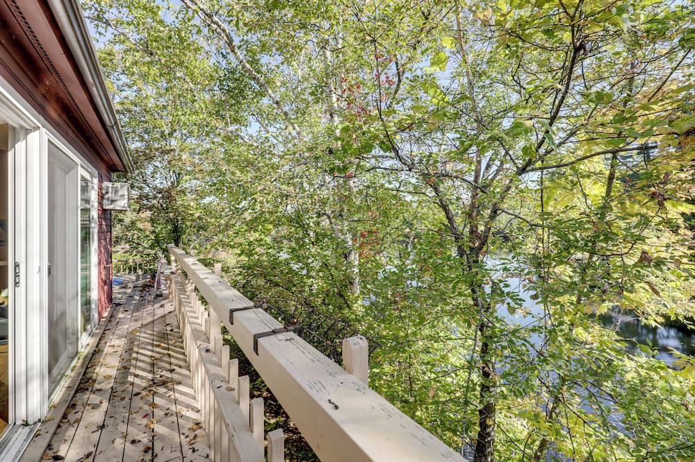 All-season Lakefront Escape 8 Mi to Mount Sunapee - Sutton, NH