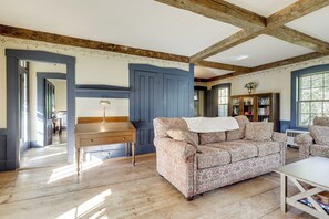 House (3 Bedrooms) | Interior - All-season Lakefront Escape 8 Mi to Mount Sunapee (Bradford)