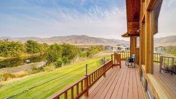 House (3 Bedrooms) | Front of property