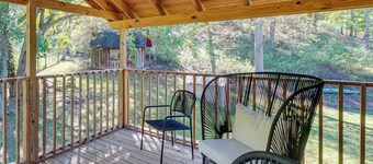Peaceful & Private! Pet-friendly Williamsburg Home