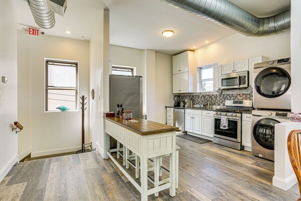 Apartment (1 Bedroom) | Interior - Hike, Relax & Visit Nyc! Central Suffern Condo (Suffern)