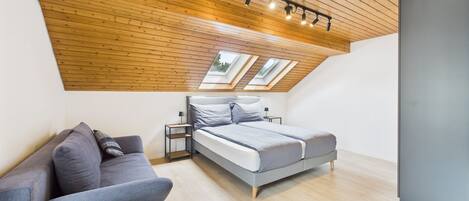 1 chambre, fer et planche à repasser, Wi-Fi, draps fournis