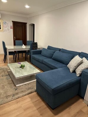 Deluxe appartement | Geluiddichte muren, een strijkplank/strijkijzer, gratis wifi
