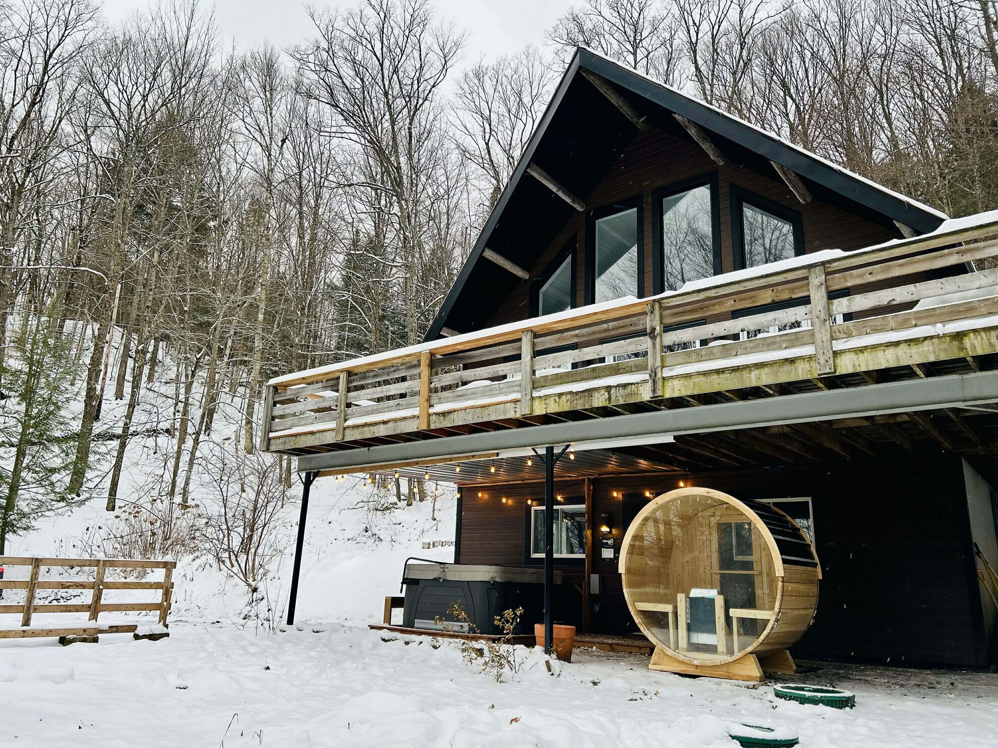 المنشأة من الخارج