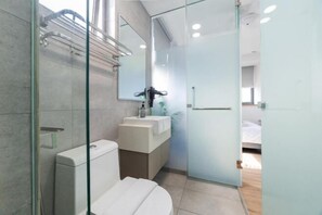 Free toiletries - The Riv - Riveria City KL Sentral by Sleepy Bear (Kuala Lumpur)