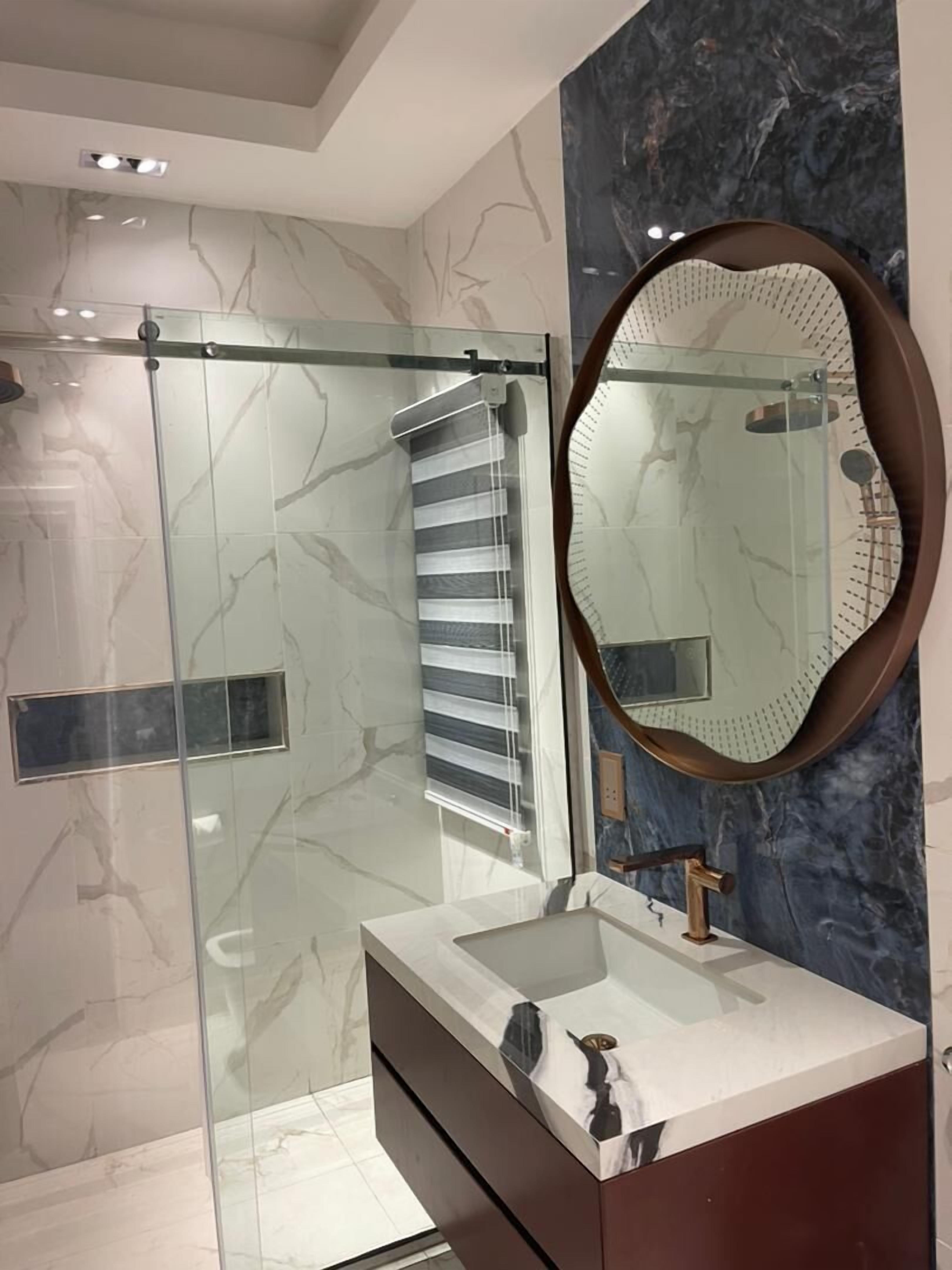 Classic Apartment, Pool View | Bathroom