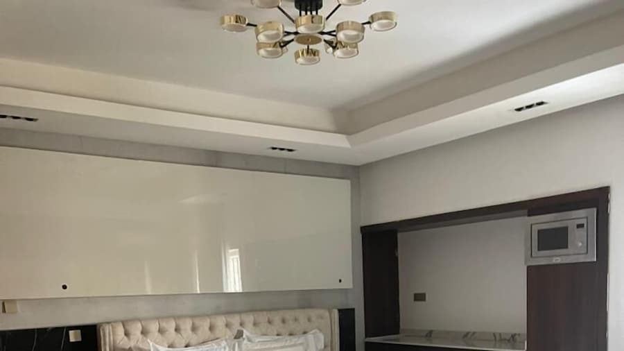 Sujimoto MacDonald 2 Bedroom Apartment
