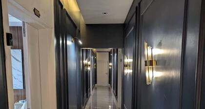 Sujimoto MacDonald 2 Bedroom Apartment