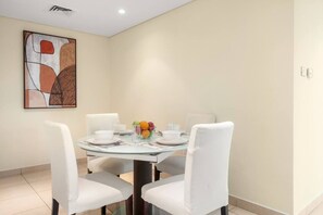 تناول الطعام