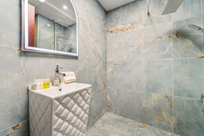 Hair dryer - FIRST CLASS | Studio | Panoramic Sea Views (Al Jazeera Al Hamra)
