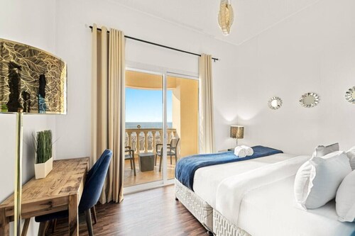 FIRST CLASS | Studio | Panoramic Sea Views