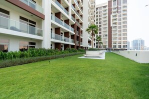 Exterior - FIRST CLASS | Studio | Chic & Comfy in Jewelz (Arjan)