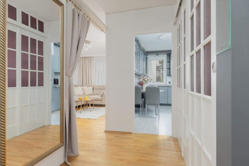 Wandy 14 Warsaw | Spacious Air-conditioned Apartment with Balcony | Close to PGE Narodowy