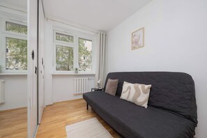 Téléviseur, bureau