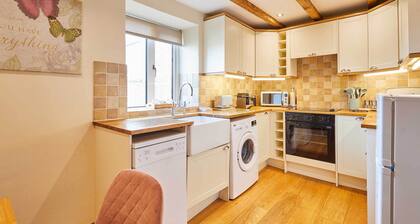 Host & Stay | Dairy Cottages