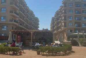 Chalet, 2 kamar tidur, Boleh Merokok | Tempat makan outdoor