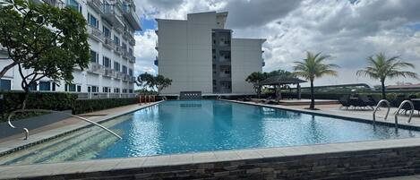 Piscina a l'aire lliure