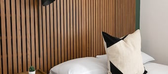 Restored 2BR in Historic Gaslamp Hotel