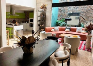 TV, offices